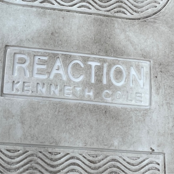 Kenneth Cole Reaction Blush Suede Bow Fashion Sneakers Size 8 1/2 Women’s - Picture 2 of 10